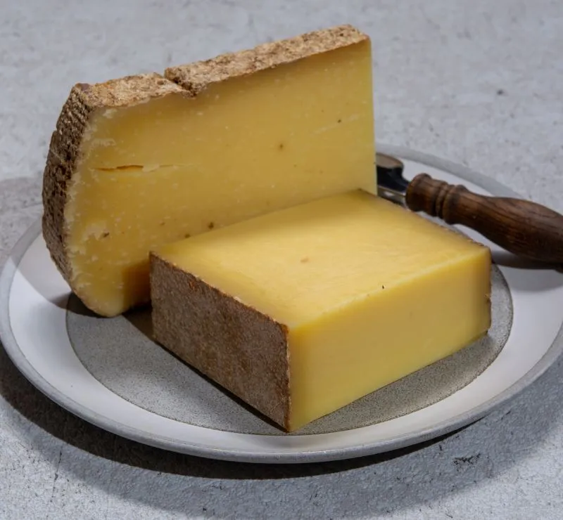 Comté cortado Mejores quesos franceses